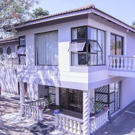 The Palace Guest House Harare Exterior foto