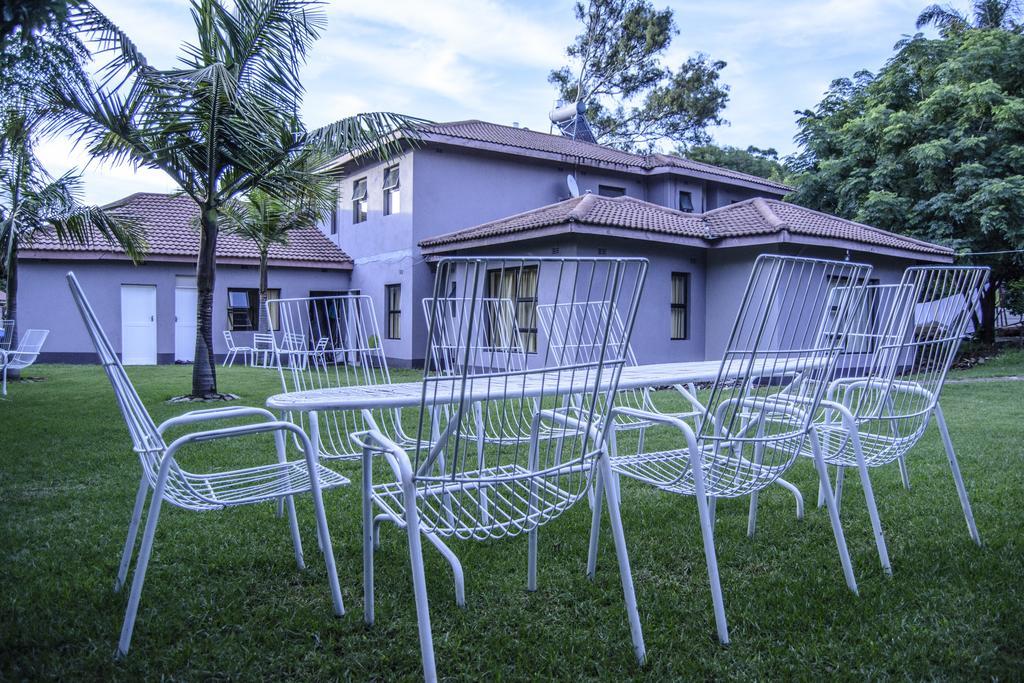 The Palace Guest House Harare Exterior foto